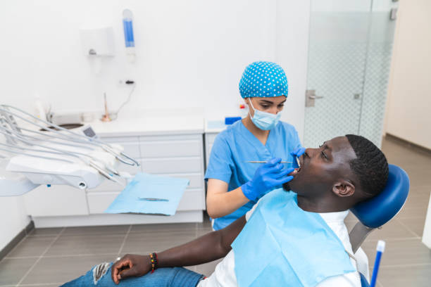 Best Emergency Gum Treatment in North Hills, NY